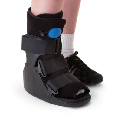 Medline Deluxe Pneumatic Ankle Walkers, Size XS to XL