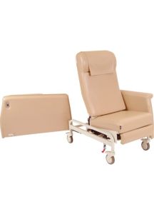 Winco Elite Care Cliner with SwingAway Arms