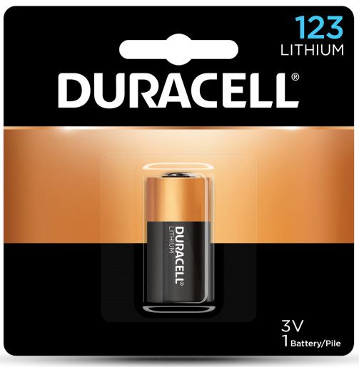 Duracell 123 lithium-ion battery in packaging.