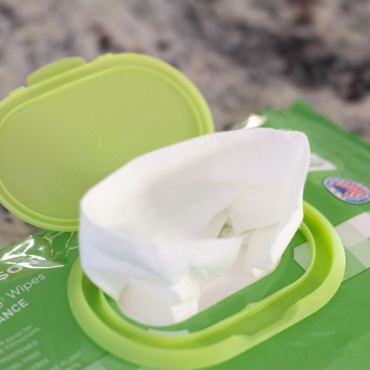 Fresh Scent & Fragrance-Free Wipes