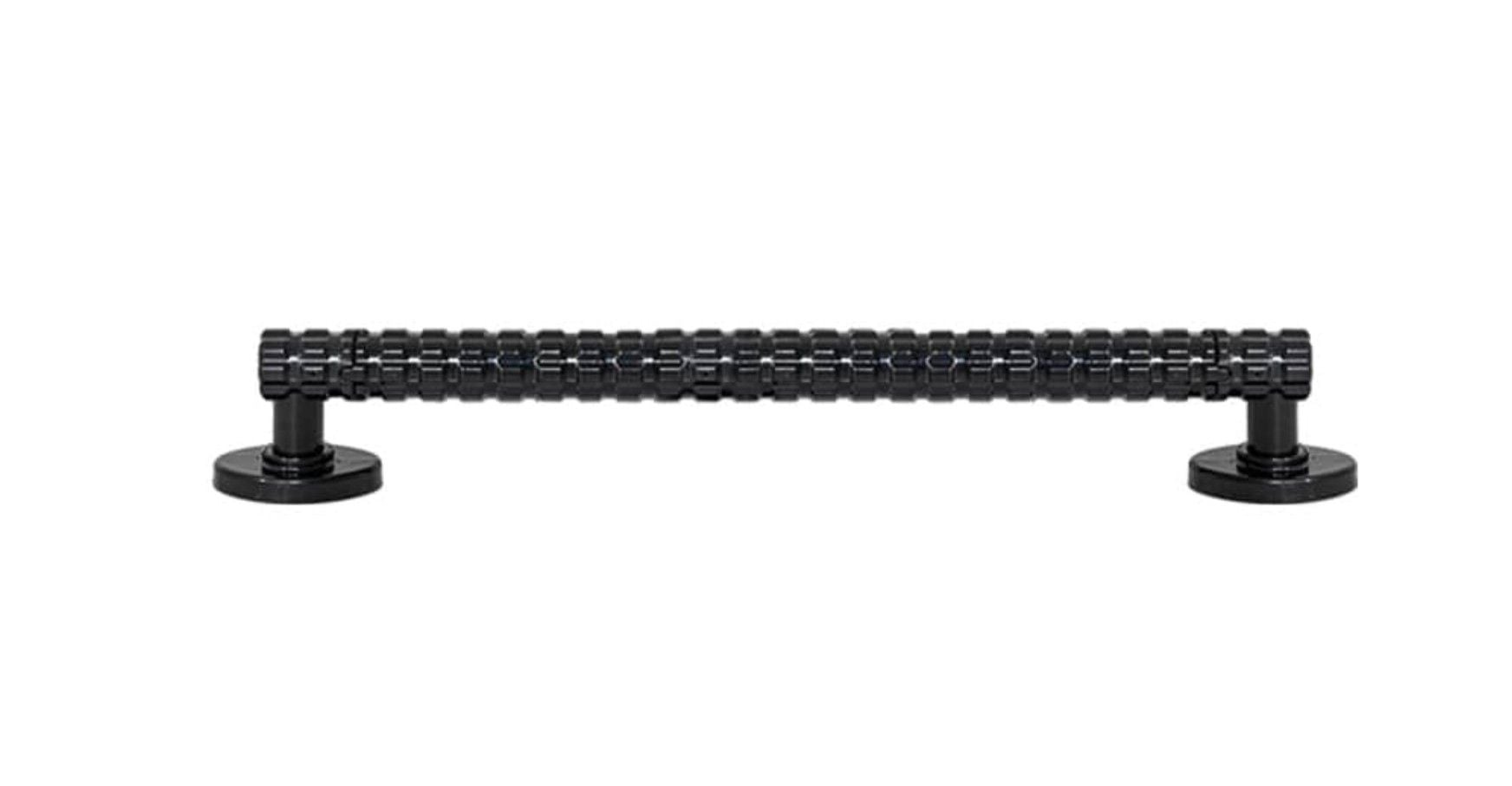 36 Inch - Black
