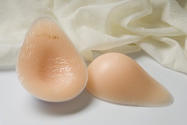 Image 1 of 870 Nearly Me Basic Tapered Oval Breast Form