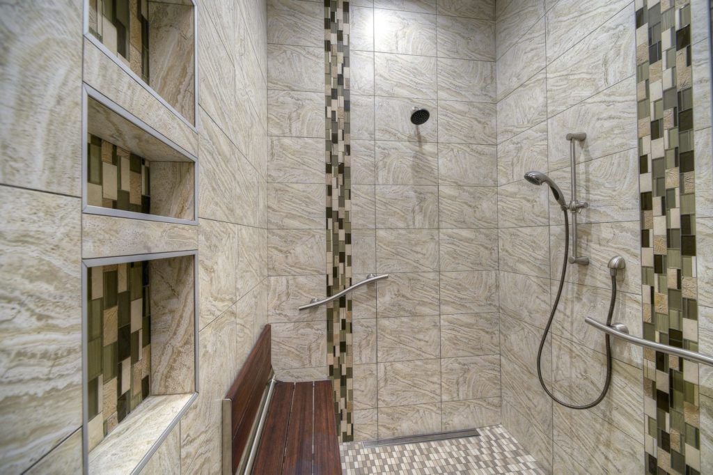 Bathroom Accent Bar