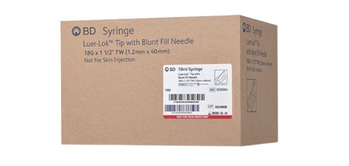 BD LuerLok Syringe with attached Blunt Fill Needle - 305064, Box of 100