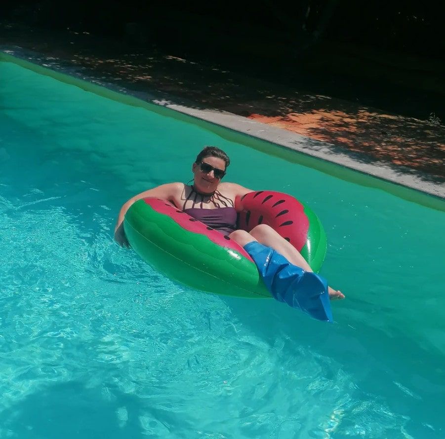 Bloccs Adult Waterproof Cast Cover in use
