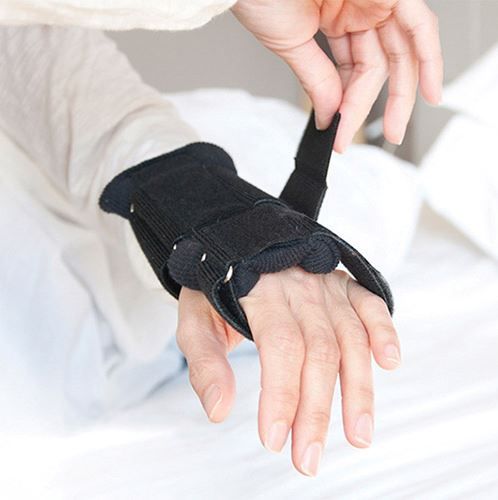 WrisTimer PM Wrist Brace Application