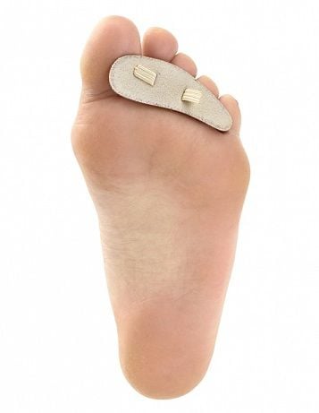 Image 2 of Silipos Deluxe Suede Hammer Toe Crest