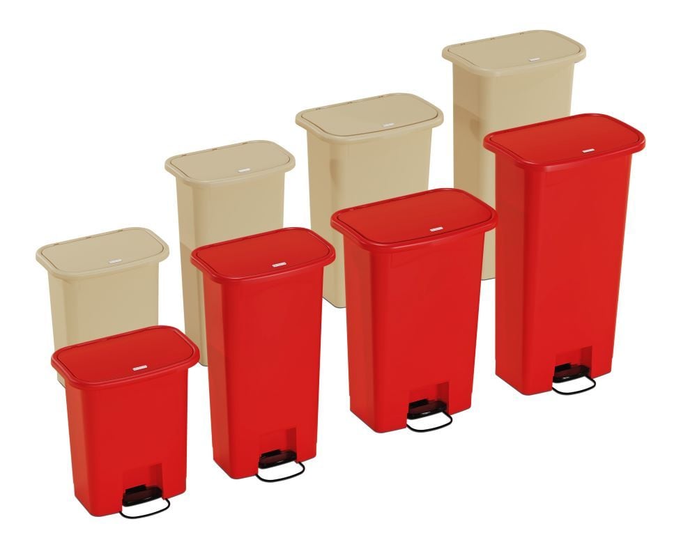 4 red and 4 beige cans in all four sizes.