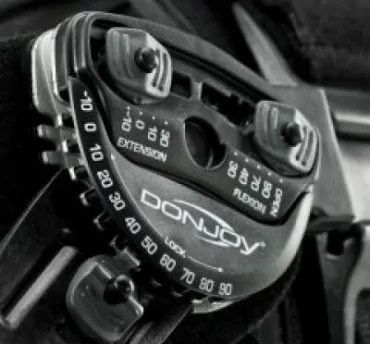 DonJoy TROM Quick-Lock Mechanism