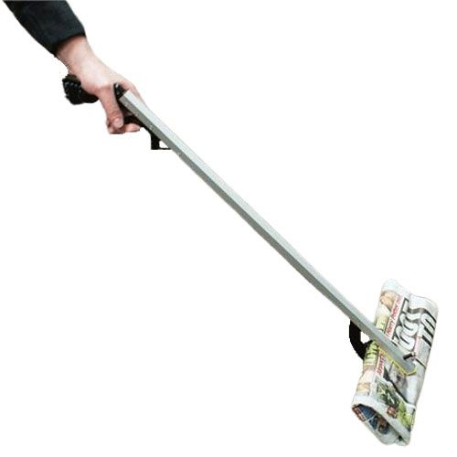 FabLife Non-Folding Open Jaw Reaching Aid In Use