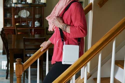 Inogen G4 POC is Lightweight and Easy to Carry Up and Down Stairs