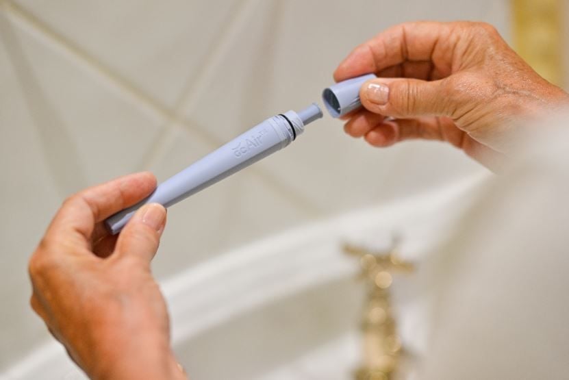 GentleCath Air Catheter Application