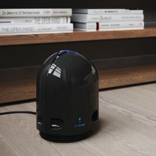 Airfree Iris plugged in