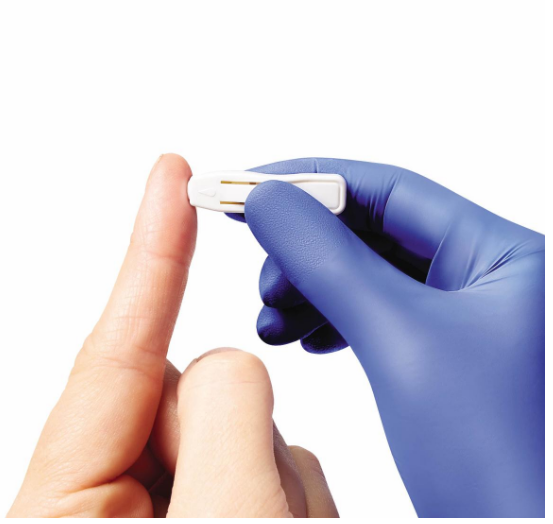 Image 4 of Medline Safety Lancets
