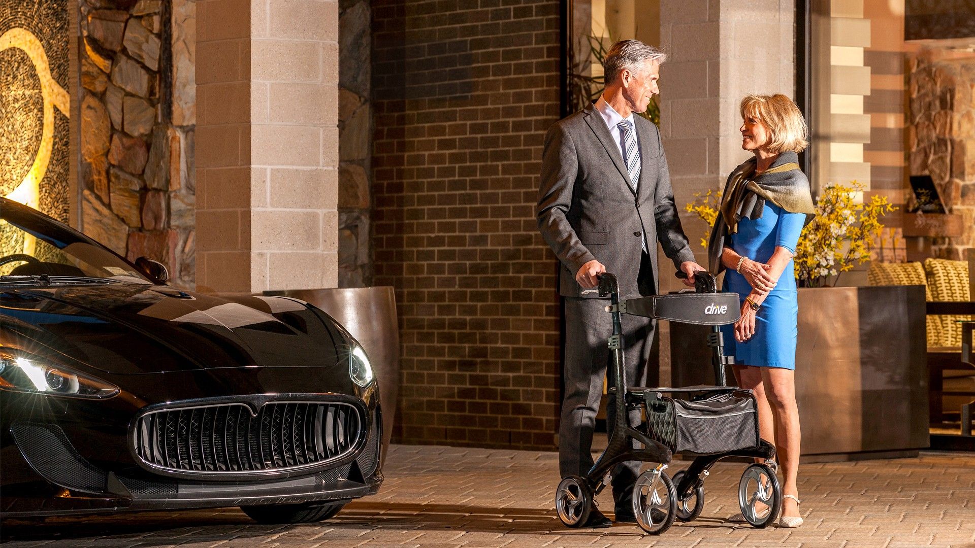 Image 8 of Nitro Elite CF Carbon Fiber Rollator