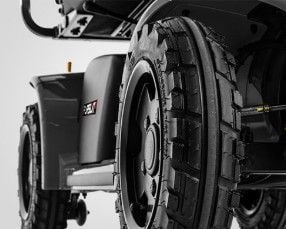 Pneumatic tires