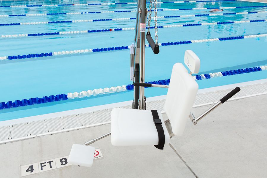 Image 1 of Spectrum Aquatics Traveler II XRC500 Aquatic Access Lift