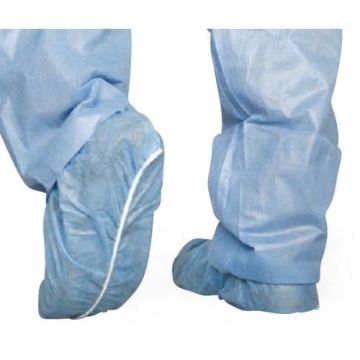 Spunbond Polypropylene Smooth Bottom Shoe Covers.
