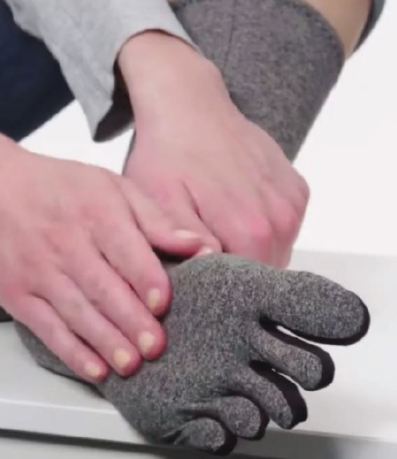 Webbed Toes Fit